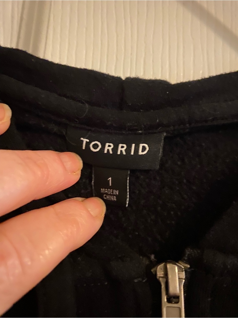 Torrid Black  Hoodie Sweater with Pink Rose Accent I Am Strong Plus Size 1X - Picture 2 of 6